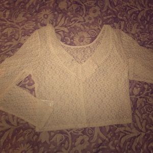 H&M white lace crop top
